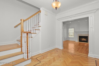 8 Rippowam Rd unit B, Cos Cob, CT 06807 - photo 4