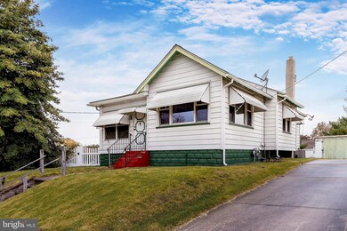 143 Thompson Ave, Gibbstown, NJ 08027 - photo 2