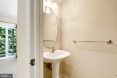 9124 Marlove Oaks Ln, Owings Mills, MD 21117 - photo 4