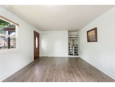 11870 SW 13th St, Beaverton, OR 97005 - photo 5