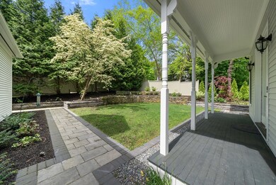 49 Longfellow Rd, Wellesley Hills, MA 02481 - photo 5