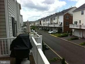 14600 Crossfield Way unit 242A, Woodbridge, VA 22191 - photo 3