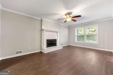 4574 Woodland Cir NE, Roswell, GA 30075 - photo 5