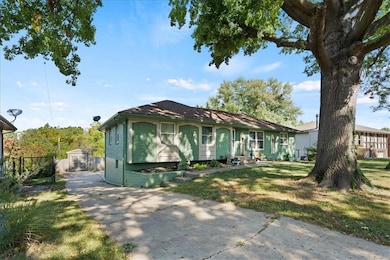 16808 E 29th St S, Independence, MO 64055 - photo 2