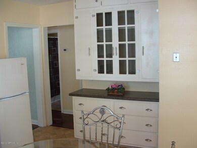 1660 Ryar Rd, Jacksonville, FL 32216 - photo 7