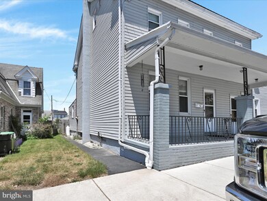 124 S Warren St, Orwigsburg, PA 17961 - photo 3