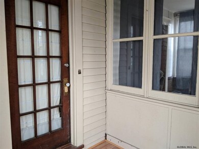 315 Mountain St, Albany, NY 12209 - photo 4