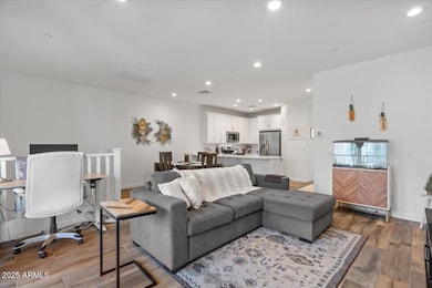 10-Living Room
