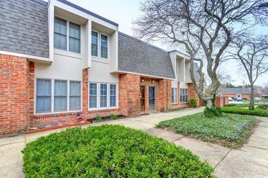 Courtyard/Front Door