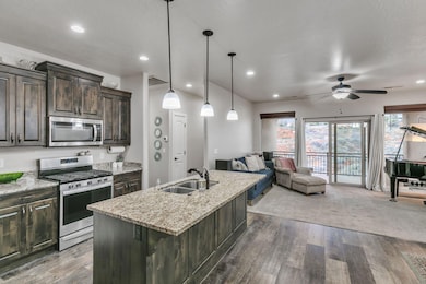 533 N Creek Ridge Cir, Washington, UT 84780 - photo 5