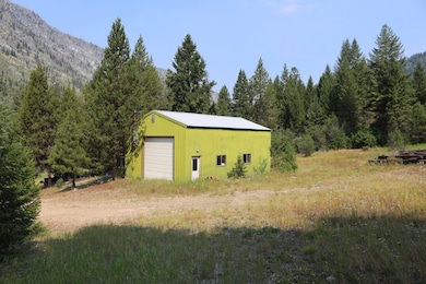 2236 Johnson Creek Rd, Cascade, ID 83611 - photo 4