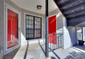 586 Windchase Ln, Stone Mountain, GA 30083 - photo 3