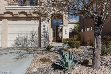 Amazing Summerlin location!  Close to walking trai