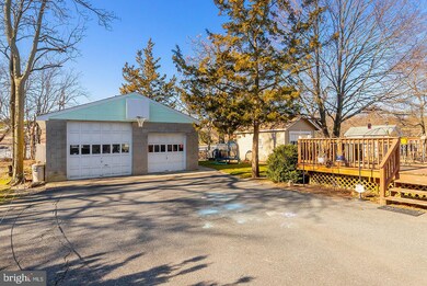 540 N Delaware St, Paulsboro, NJ 08066 - photo 3