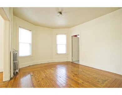54 Woodlawn St, Jamaica Plain, MA 02130 - photo 4