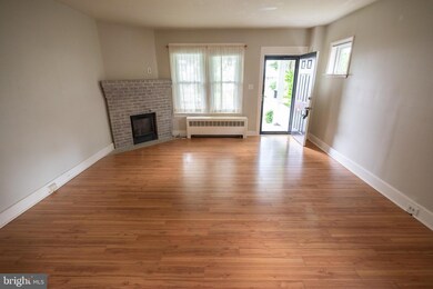 1212 Stirling St, Coatesville, PA 19320 - photo 5