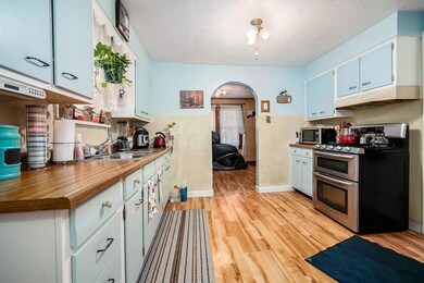 [012] 498 Catherine St, Columbu