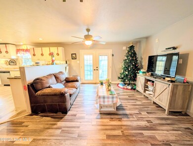 2793 Neils Eddy Rd, Riegelwood, NC 28456 - photo 6