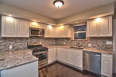 1827 Mcdonough Ave, Scranton, PA 18508 - photo 4