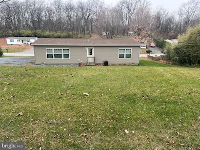 15334 Skyline Dr, Greencastle, PA 17225 - photo 3