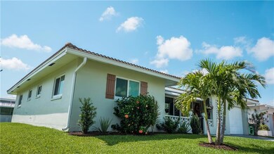 Exterior Front NW Corner