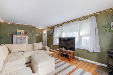 83 Stoneleigh Rd, Holden, MA 01520 - photo 6