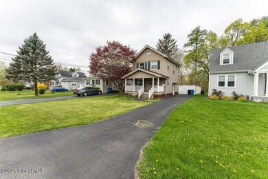34 Swartson Ct, Albany, NY 12209 - photo 4