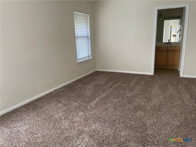 135 Dolly St, San Marcos, TX 78666 - photo 7