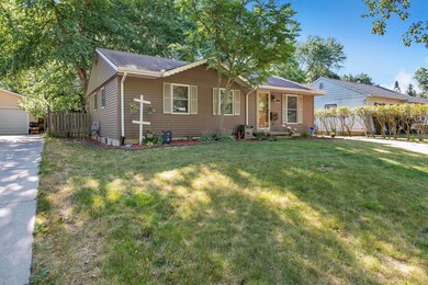 3113 Norwich Rd, Lansing, MI 48911 - photo 2