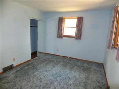 1302 Gumwood Dr, Columbus, OH 43229 - photo 7