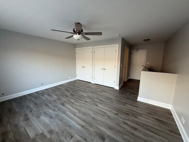 744 W Gordon Terrace unit 310, Chicago, IL 60613 - photo 7