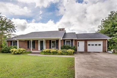 850 Rockcliff Terrace, Asheboro, NC 27205 - photo 5