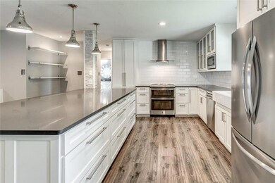 200 Brazil Dr, Hurst, TX 76054 - photo 6