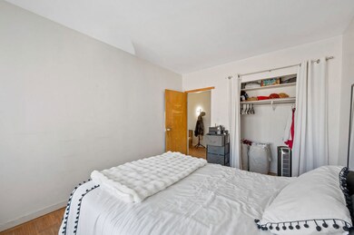 1333 W Touhy Ave unit 307, Park Ridge, IL 60068 - photo 6