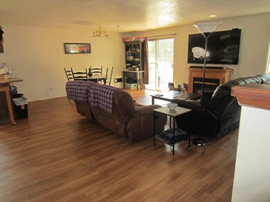 61330 Robin Hood Ln, Bend, OR 97702 - photo 4