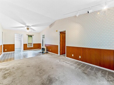 4 2nd St, Asheville, NC 28803 - photo 6