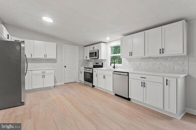 1301 Vawter Corner Rd, Louisa, VA 23093 - photo 5