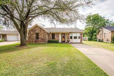 1422 Southern Blvd, Cleburne, TX 76033 - photo 2