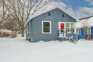 1216 Broadway, Benton Harbor, MI 49022 - photo 2