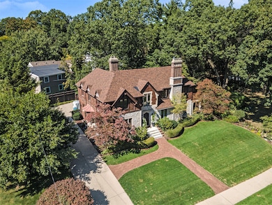 955 Cambridge Dr SE, Grand Rapids, MI 49506 - photo 3