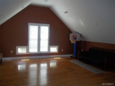 2nd Floor Family Room