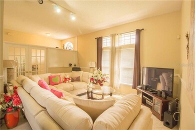 8225 Wellsmere Cir unit 1, Orlando, FL 32835 - photo 3