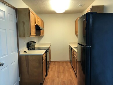 98 Meadow Creek Blvd E, Whiteland, IN 46184 - photo 7