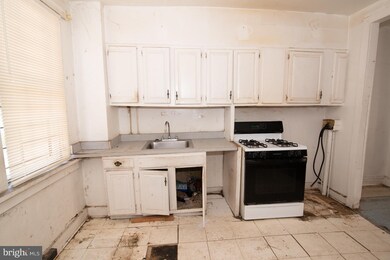 1711 N Durham St, Baltimore, MD 21213 - photo 4