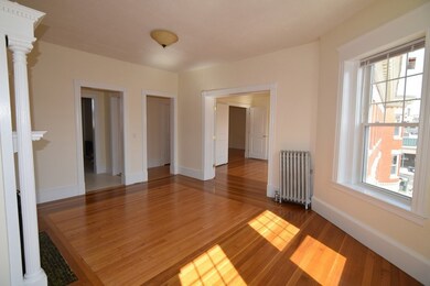 7 Verndale St unit 5, Brookline, MA 02446 - photo 5