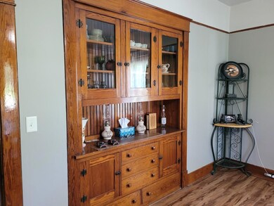 Dining Room Built-Ins
