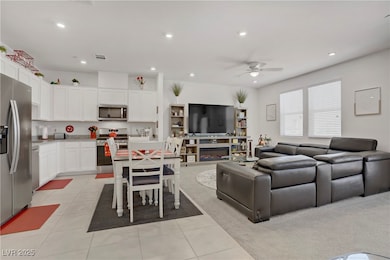 664 Foam Flower Ln, Henderson, NV 89015 - photo 3