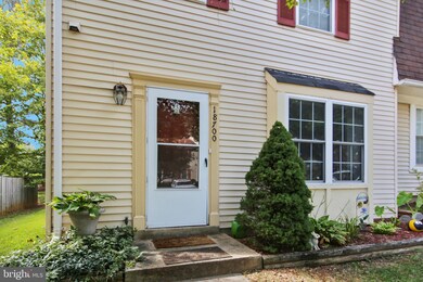 18700 Winding Creek Place, Germantown, MD 20874 - photo 3