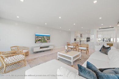 330 S Ocean Boulevard, E-5-11