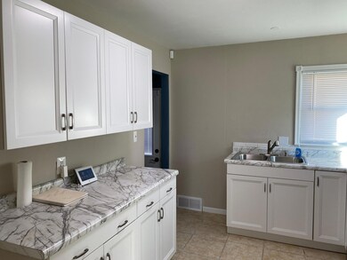 722 S 1st Ave, Albert Lea, MN 56007 - photo 7